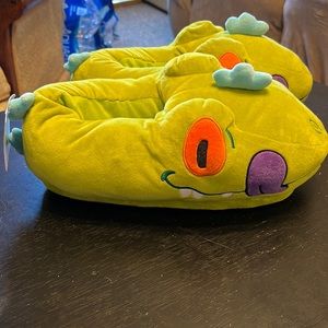 SPECIAL EDITION NWT Reptar Slippers